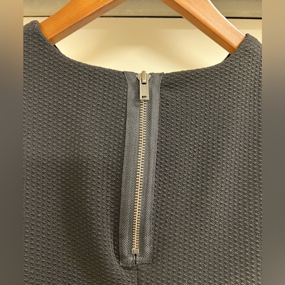 Banana Republic Sleeveless Top with Lace Inset and Exposed Zipper - Picture 7 of 10